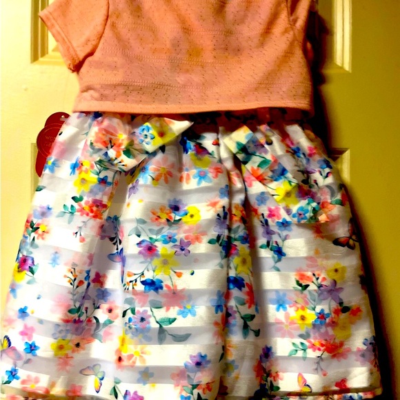 Girls 
Dress 
3T 
NWT - Picture 10 of 10